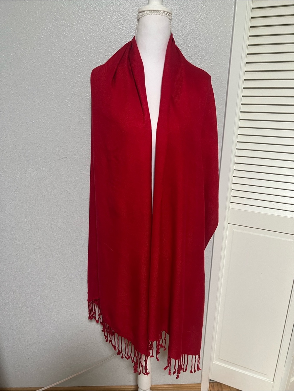 Red Pashmina Scarf Shawl – Soft 100% Pashmina w/ Fringe